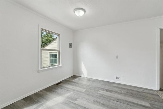 311 E Grumman Drive, Midwest City, OK 73110