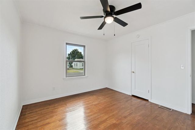 311 E Grumman Drive, Midwest City, OK 73110