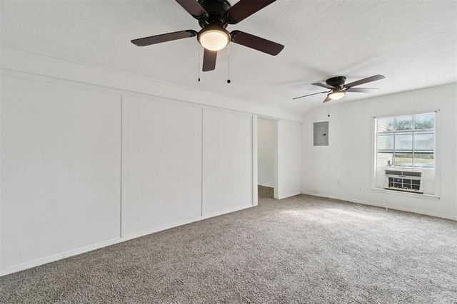 311 E Grumman Drive, Midwest City, OK 73110