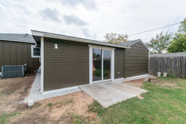 311 E Grumman Drive, Midwest City, OK 73110