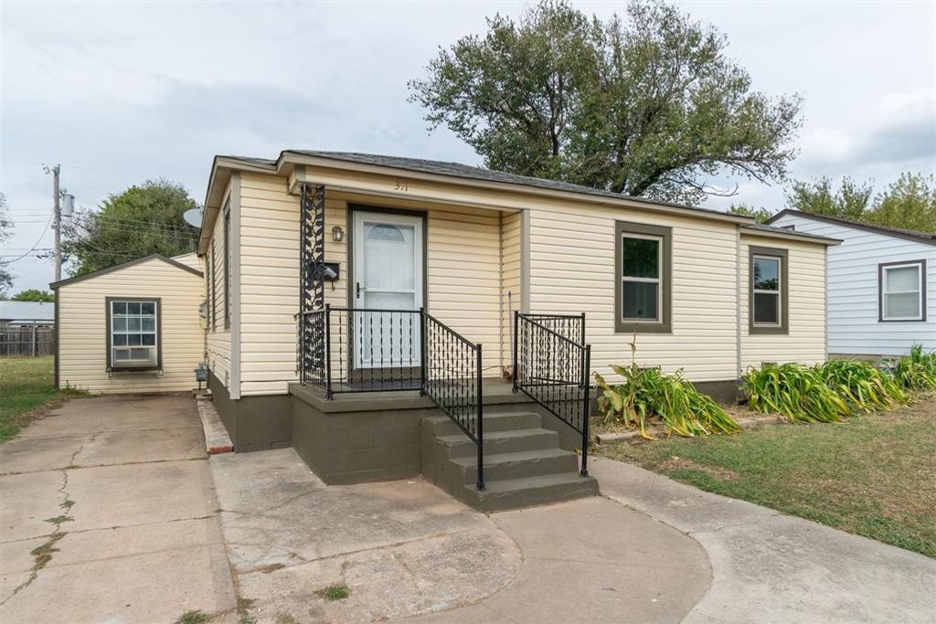 311 E Grumman Drive, Midwest City, OK 73110