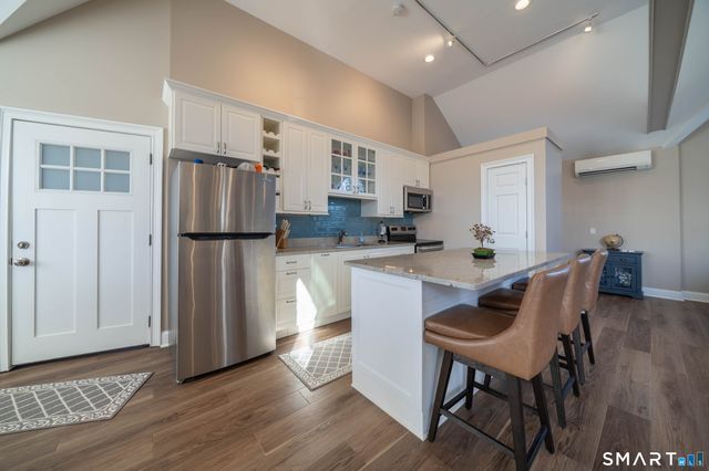 50 York Street, Guilford, CT 06437