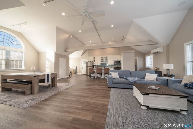 50 York Street, Guilford, CT 06437