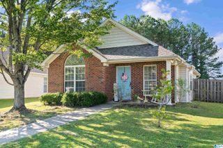 1056 VILLAGE TRAIL, Calera, AL 35040