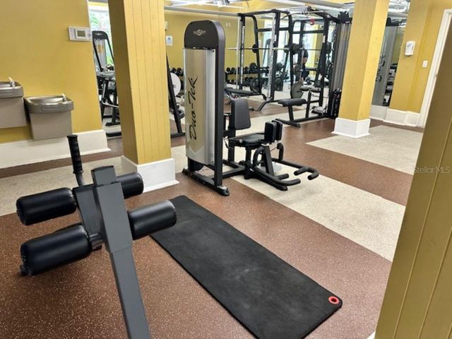 911 N ORANGE AVENUE 520, Orlando, FL 32801