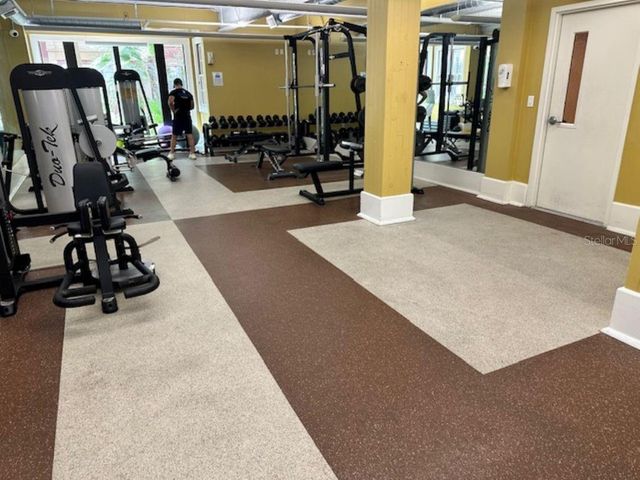 911 N ORANGE AVENUE 520, Orlando, FL 32801