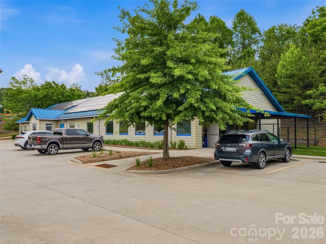 149 New Leicester Highway, Asheville, NC 28806