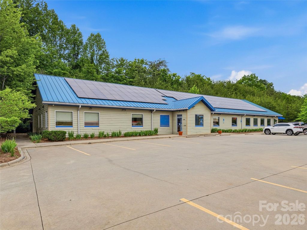 149 New Leicester Highway, Asheville, NC 28806