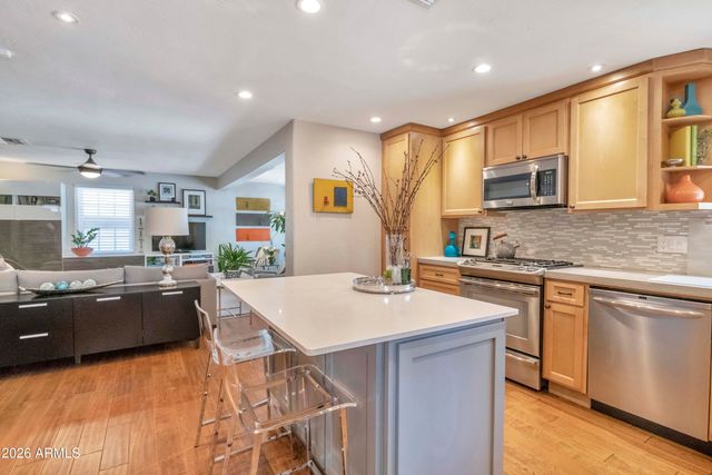 514 W 11TH Street W, Tempe, AZ 85281