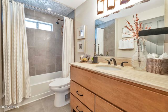 514 W 11TH Street W, Tempe, AZ 85281