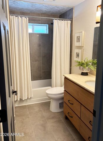 514 W 11TH Street W, Tempe, AZ 85281