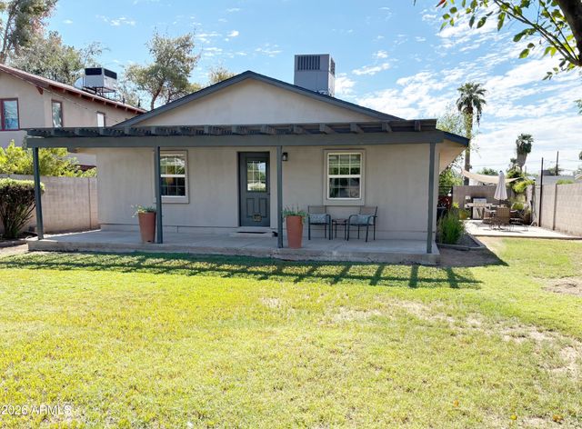 514 W 11TH Street W, Tempe, AZ 85281