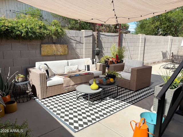 514 W 11TH Street W, Tempe, AZ 85281