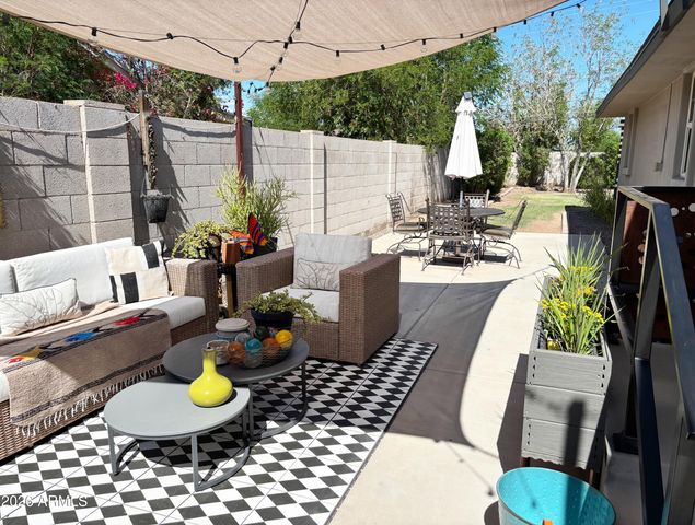 514 W 11TH Street W, Tempe, AZ 85281