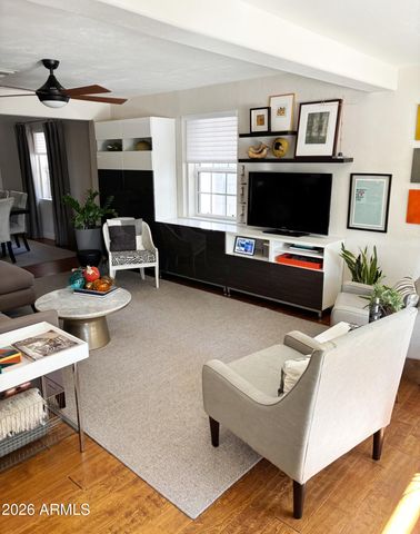 514 W 11TH Street W, Tempe, AZ 85281
