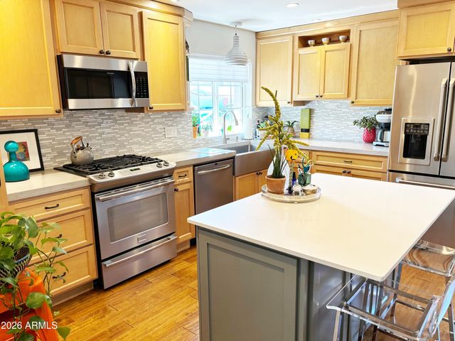 514 W 11TH Street W, Tempe, AZ 85281