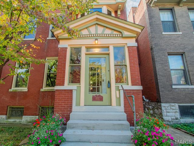 4152 Hartford Street, St Louis, MO 63116