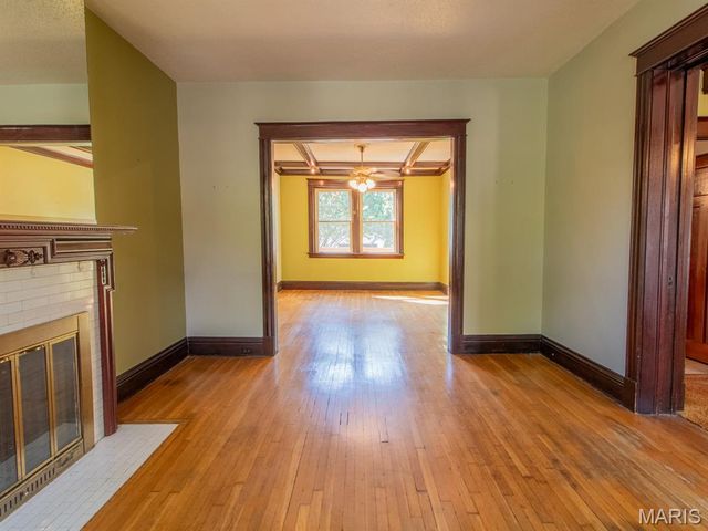 4152 Hartford Street, St Louis, MO 63116