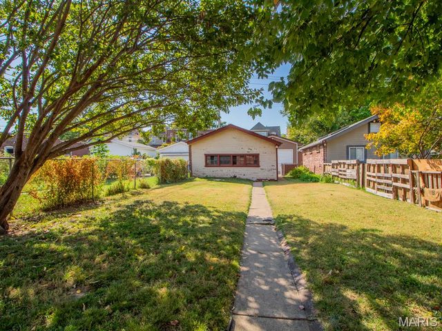 4152 Hartford Street, St Louis, MO 63116