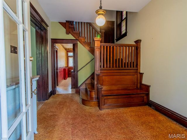 4152 Hartford Street, St Louis, MO 63116