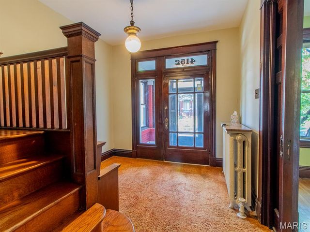 4152 Hartford Street, St Louis, MO 63116