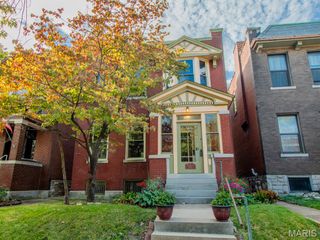4152 Hartford Street, St Louis, MO 63116