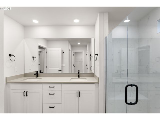 17335 Nw LOOMIS Ln, Portland, OR 97229