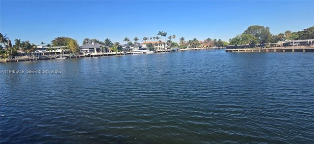 601 Three Islands Blvd 107, Hallandale Beach, FL 33009