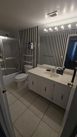 601 Three Islands Blvd 107, Hallandale Beach, FL 33009