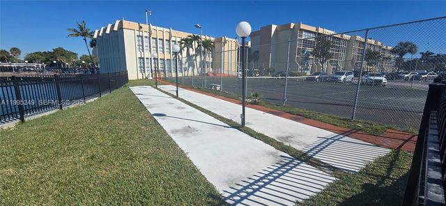 601 Three Islands Blvd 107, Hallandale Beach, FL 33009