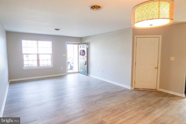 699 HAYLEY RD, York, PA 17404