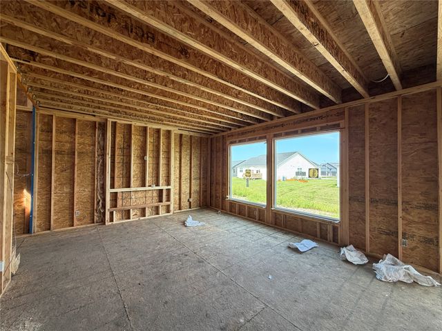 645 NW Georgetown Drive, Waukee, IA 50263