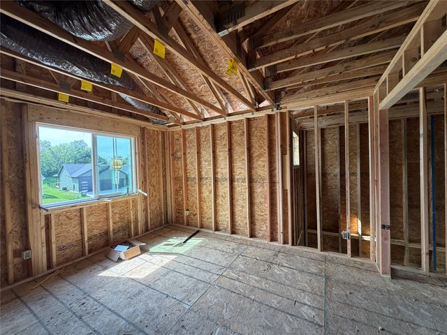645 NW Georgetown Drive, Waukee, IA 50263