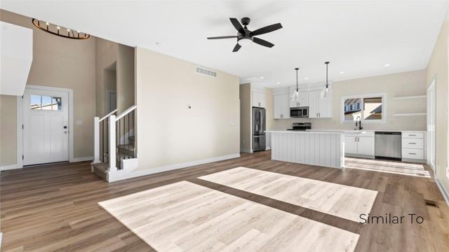 645 NW Georgetown Drive, Waukee, IA 50263