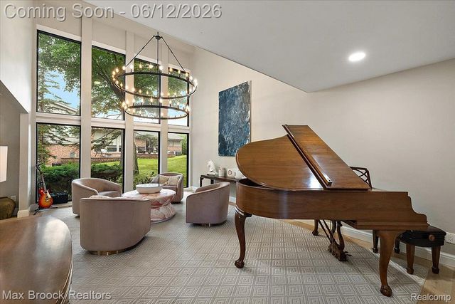 2999 Bloomfield Park Drive, West Bloomfield Charter Township, MI 48323