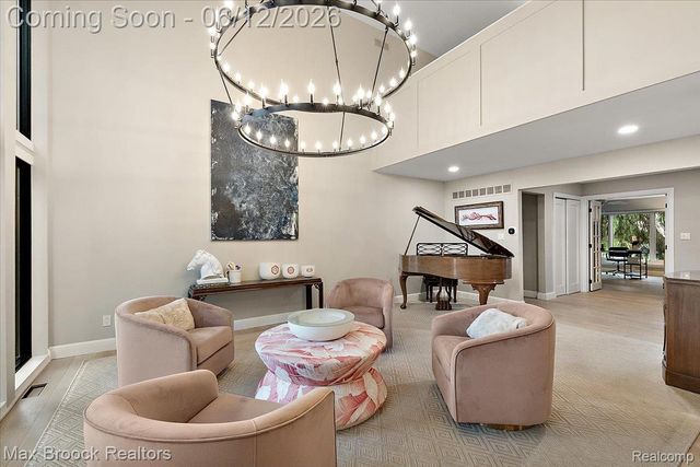 2999 Bloomfield Park Drive, West Bloomfield Charter Township, MI 48323