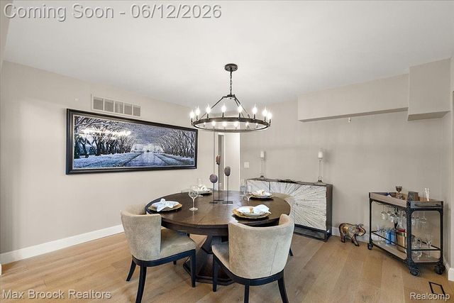 2999 Bloomfield Park Drive, West Bloomfield Charter Township, MI 48323