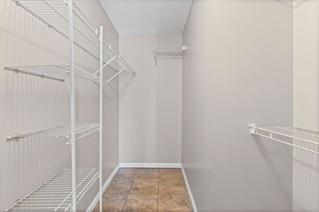 2609 Oak Forest Dr, Antioch, TN 37013