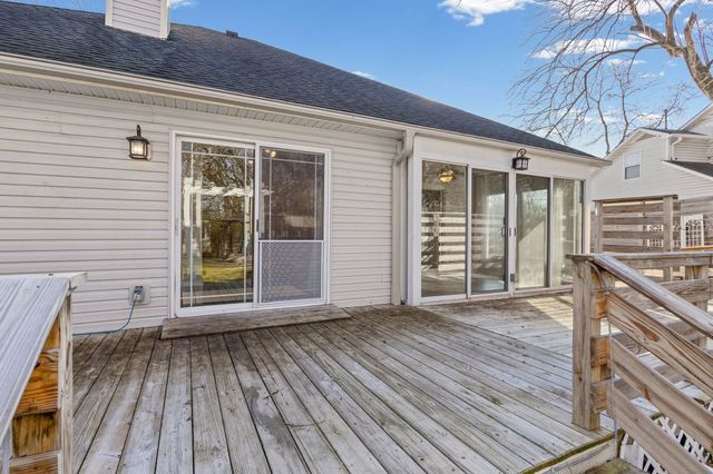 2609 Oak Forest Dr, Antioch, TN 37013