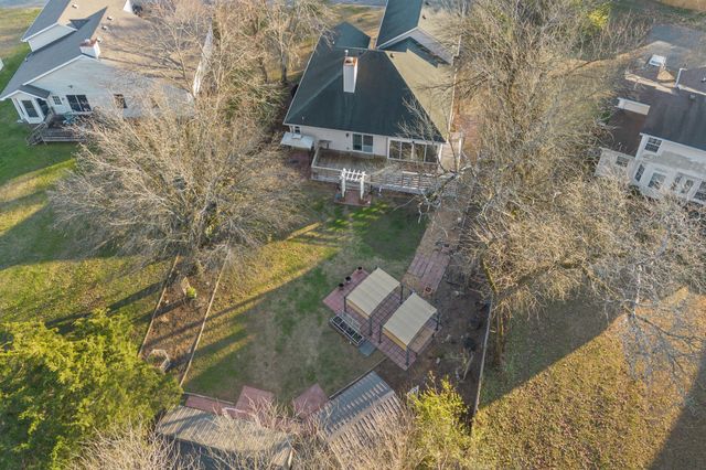 2609 Oak Forest Dr, Antioch, TN 37013