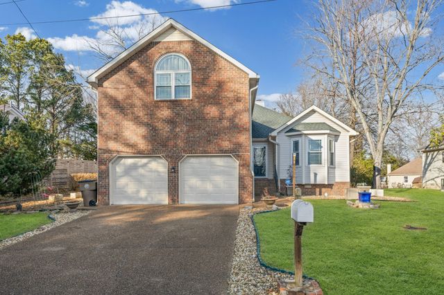 2609 Oak Forest Dr, Antioch, TN 37013