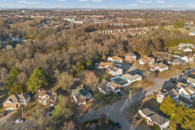 2609 Oak Forest Dr, Antioch, TN 37013