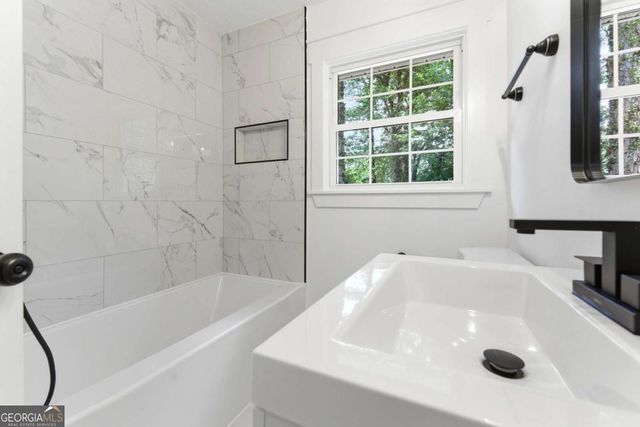 3131 Woods Lane SW, Marietta, GA 30060