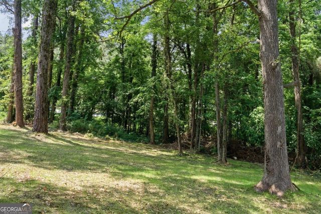 3131 Woods Lane SW, Marietta, GA 30060