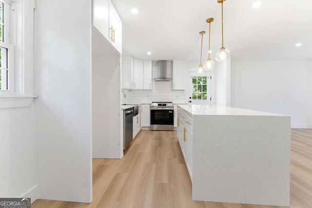 3131 Woods Lane SW, Marietta, GA 30060