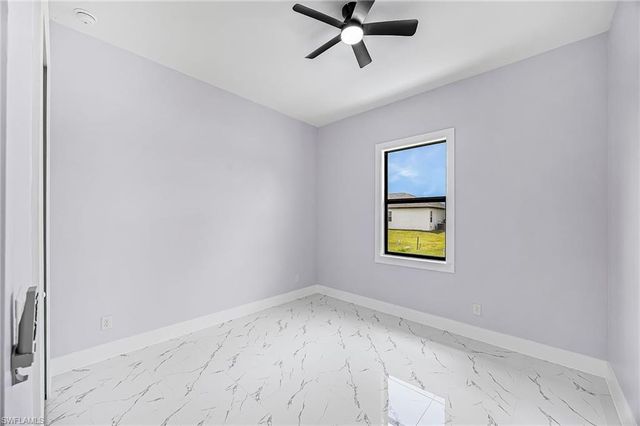 2700 41st ST W, Lehigh Acres, FL 33971