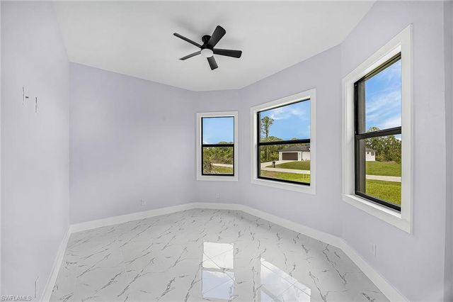 2700 41st ST W, Lehigh Acres, FL 33971