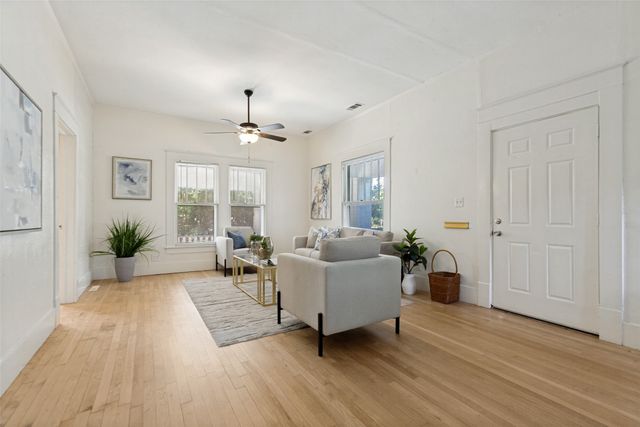 416 S 11th Street, Garland, TX 75040