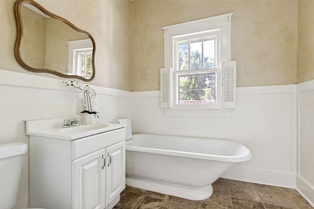 416 S 11th Street, Garland, TX 75040