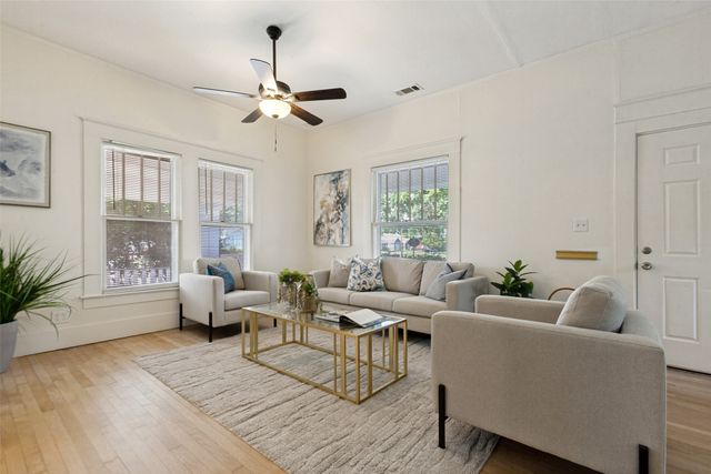 416 S 11th Street, Garland, TX 75040